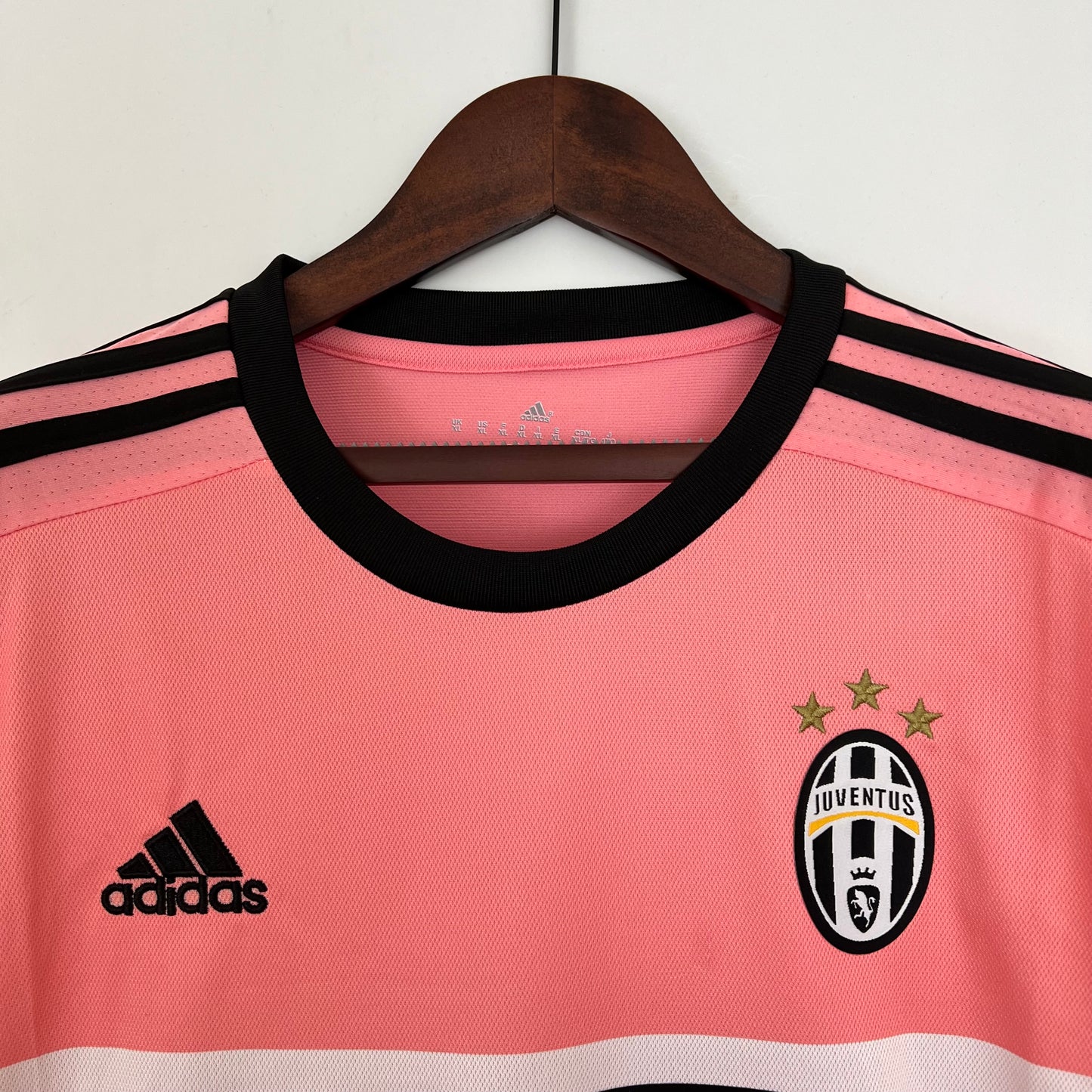 15/16 Retro Away Jersey Juventus