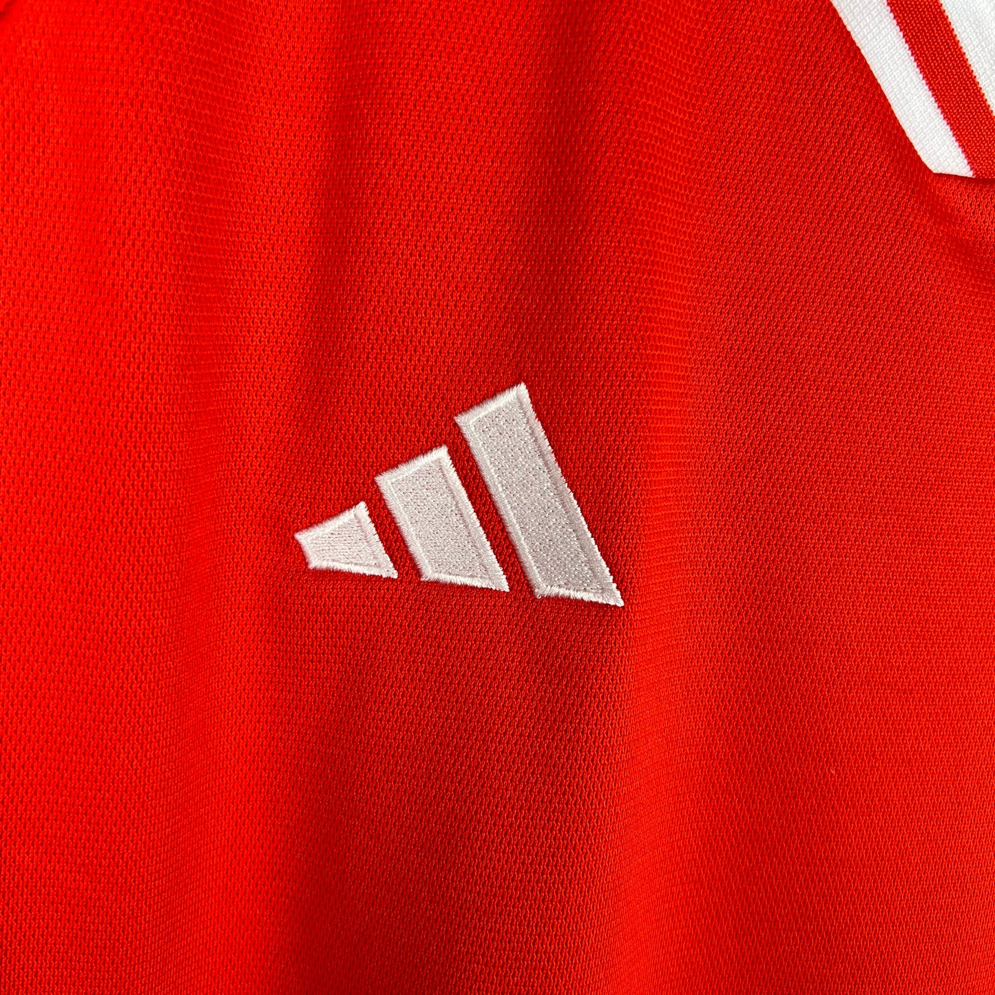 23/24 Home Jersey Benfica